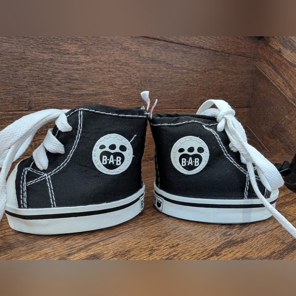 Build a Bear High Top Converse Type shoes, Shorts and Biker Skull helmet - Picture 10 of 15